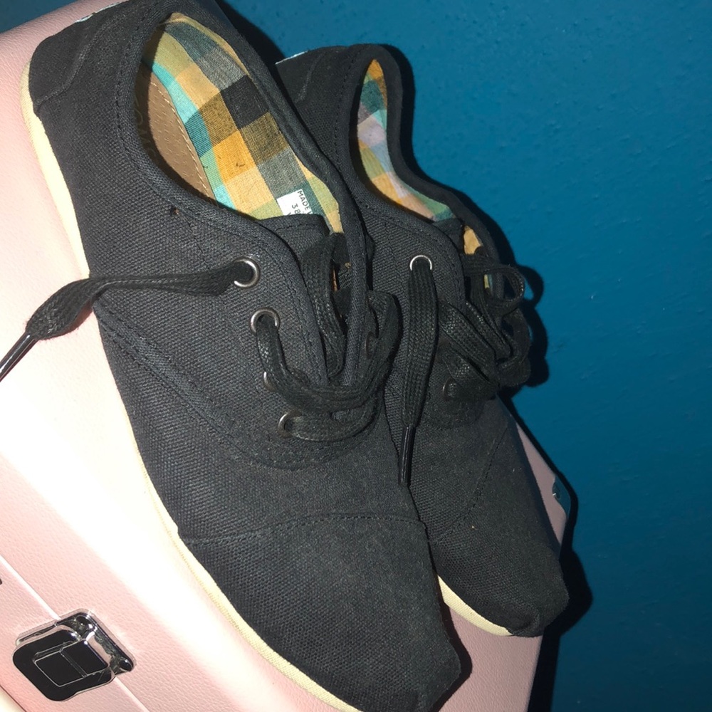 TOMS